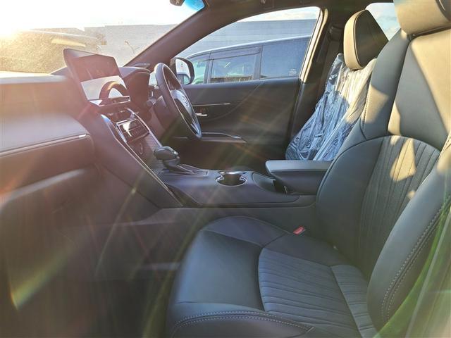 ハリアーハイブリッド Ｚ　登録済未使用車　モデリスフルエアロ　全周囲カメラ　デジタルインナーミラー　ＥＴＣ２．０　Ｂｌｕｅｔｏｏｔｈ　ＪＢＬ　ＴＶ　ＰＫＳＢ　衝突被害軽減ブレーキ　パワーバックドア　パワーシート（5枚目）