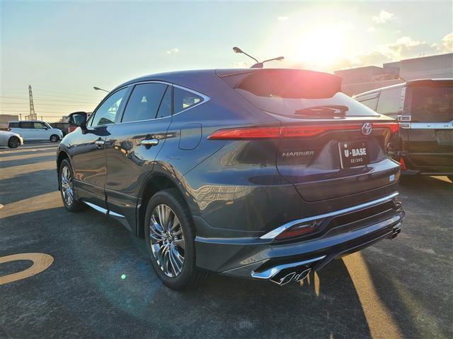 ハリアーハイブリッド Ｚ　登録済未使用車　モデリスフルエアロ　全周囲カメラ　デジタルインナーミラー　ＥＴＣ２．０　Ｂｌｕｅｔｏｏｔｈ　ＪＢＬ　ＴＶ　ＰＫＳＢ　衝突被害軽減ブレーキ　パワーバックドア　パワーシート（7枚目）