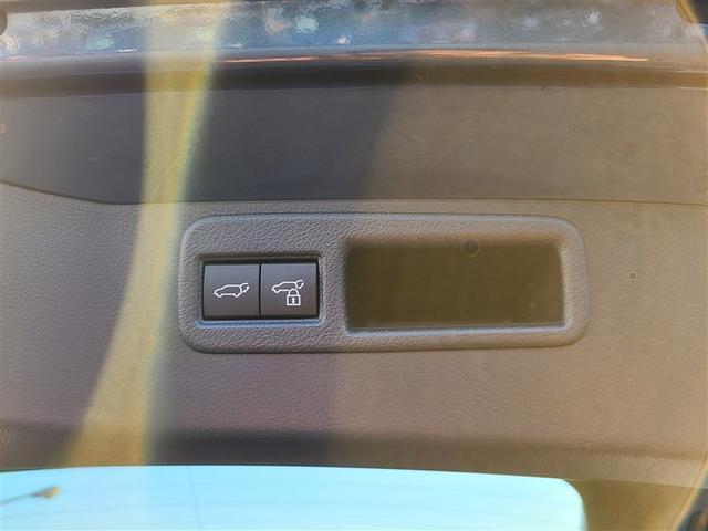 ハリアーハイブリッド Ｚ　登録済未使用車　モデリスフルエアロ　全周囲カメラ　デジタルインナーミラー　ＥＴＣ２．０　Ｂｌｕｅｔｏｏｔｈ　ＪＢＬ　ＴＶ　ＰＫＳＢ　衝突被害軽減ブレーキ　パワーバックドア　パワーシート（31枚目）