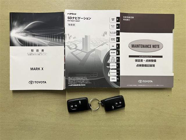 マークＸ ２５０Ｓ　ＧＲスポーツ　盗難防止システム　ナビＴＶ　記録簿　サイドエアバッグ　助手席エアバッグ　ミュージックプレイヤー接続可　地デジＴＶ　ＡＷ　ドラレコ　キーレス　Ｂカメラ　ＡＢＳ　スマートキー　ＤＶＤ　エアバッグ　ＥＳＣ（18枚目）