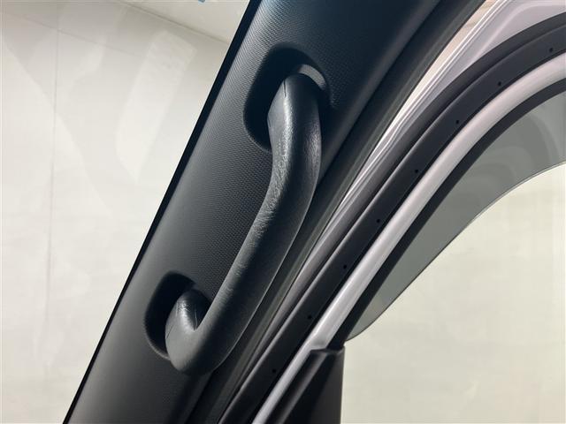 アトレー ＲＳ　４ＷＤ　４キロ　両側電動スライドドア　レーダークルーズコントロール　衝突被害軽減ブレーキ　コーナーセンサー　ＵＳＢ　最大積載量３５０キロ　オートエアコン（14枚目）