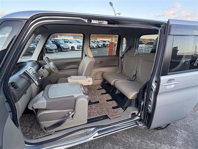 タント Xリミテッド セキュリティー パワーウィンド 運転席エアバック デュアルエアバック ベンチS フルオートエアコン キーレスエントリーシステム PS ABS キーフリースマートキー 左リアパワースライドドア(9枚目)