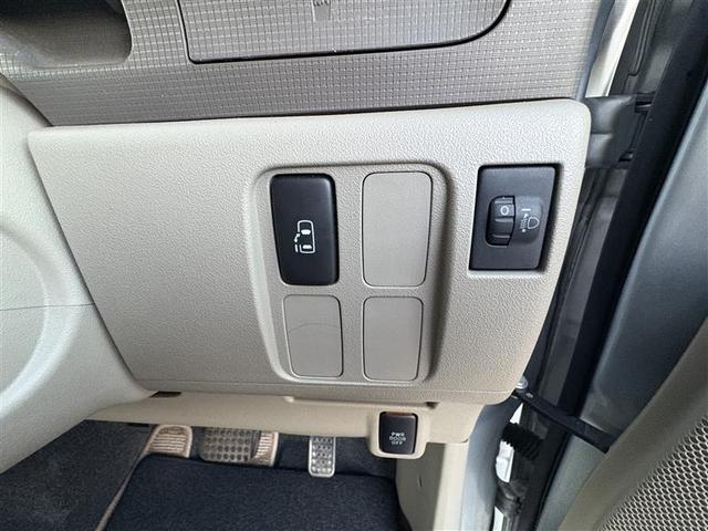 タント Xリミテッド セキュリティー パワーウィンド 運転席エアバック デュアルエアバック ベンチS フルオートエアコン キーレスエントリーシステム PS ABS キーフリースマートキー 左リアパワースライドドア(20枚目)