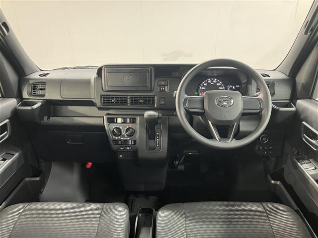 ハイゼットカーゴ クルーズターボ　パワーステアリング　ＬＥＤヘッドライト　パートタイム４ＷＤ　ＥＳＣ　スマートキー　アイドリングストップ　キーフリー　ＡＢＳ　オートエアコン　セキュリティ　前席パワーウインドウ　衝突回避支援ブレーキ（5枚目）