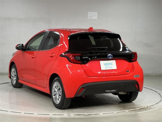 ヤリス ハイブリッドZ 5人乗り 10000キロ 全周囲カメラ 1500W給電 ナビ&フルセグTV Bluetooth スマートキー LEDヘッドライト ドラレコ シートヒーター ブラインドスポットモニター ワンオーナー(4枚目)