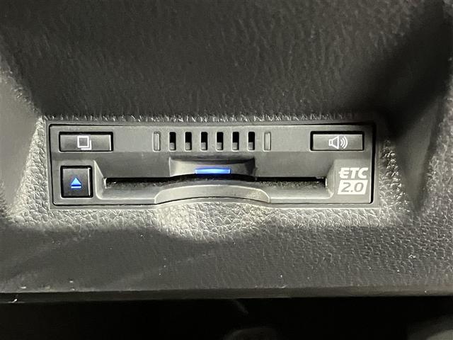 ヤリス ハイブリッドZ 5人乗り 10000キロ 全周囲カメラ 1500W給電 ナビ&フルセグTV Bluetooth スマートキー LEDヘッドライト ドラレコ シートヒーター ブラインドスポットモニター ワンオーナー(9枚目)