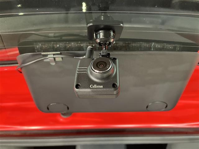 ヤリス ハイブリッドZ 5人乗り 10000キロ 全周囲カメラ 1500W給電 ナビ&フルセグTV Bluetooth スマートキー LEDヘッドライト ドラレコ シートヒーター ブラインドスポットモニター ワンオーナー(11枚目)