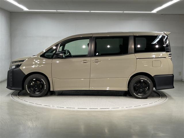 ヴォクシー ZS CORDEby ブラックアウトバンパー 後席モニター DVD 大型ナビ Bluetooth バックカメラ 前後ドラレコ ロングラン保証 衝突被害軽減ブレーキ コーデバイ専用タイヤセット(2枚目)