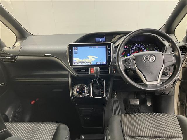 ヴォクシー ZS CORDEby ブラックアウトバンパー 後席モニター DVD 大型ナビ Bluetooth バックカメラ 前後ドラレコ ロングラン保証 衝突被害軽減ブレーキ コーデバイ専用タイヤセット(5枚目)