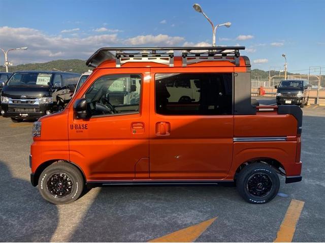 デッキバン 届出済み未使用車 54KM Bluetooth対応 バックカメラ LEDヘッドライト フルセグ 横滑り防止装置 オートエアコン 4WD アルミホイール ハードカーゴ ルーフラック フォグライト(2枚目)