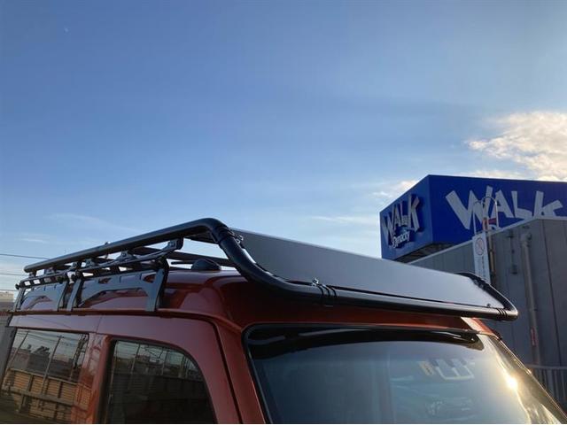 デッキバン 届出済み未使用車 54KM Bluetooth対応 バックカメラ LEDヘッドライト フルセグ 横滑り防止装置 オートエアコン 4WD アルミホイール ハードカーゴ ルーフラック フォグライト(18枚目)