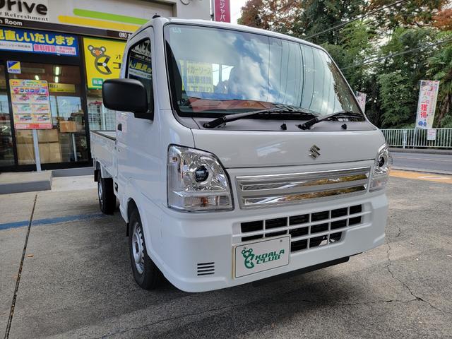 キャリイトラック ＫＣエアコン・パワステ　４ＷＤ・スズキセーフティサポート・ＬＥＤヘッドライト・シンプルナビ（スピーカー付き）・エアコン・パワーステアリング・パワーウインドウ・ゴムマット・アッパーガード・荷台マット・キーレス・ＥＴＣ（4枚目）