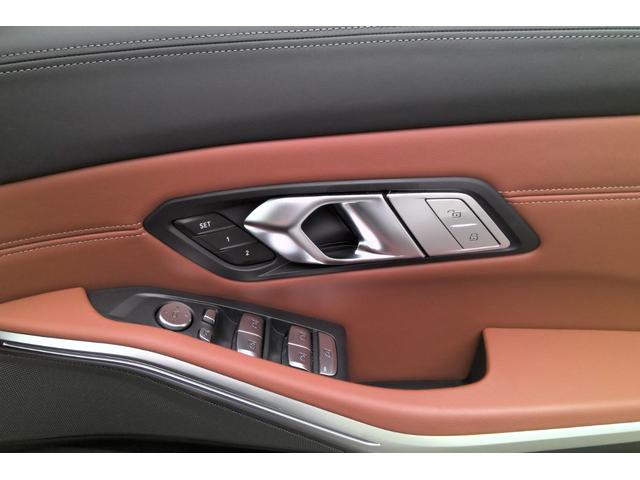 B3 ツーリング オールラッド メリノフルレザータルトゥフォ・ALPINAセーフティーPKG・ALPINAパドル・ALPINAクラシック20インチAW・アコースティックガラス・パノラマサンルーフ・ランバーサポート・ハーマンカードン(13枚目)