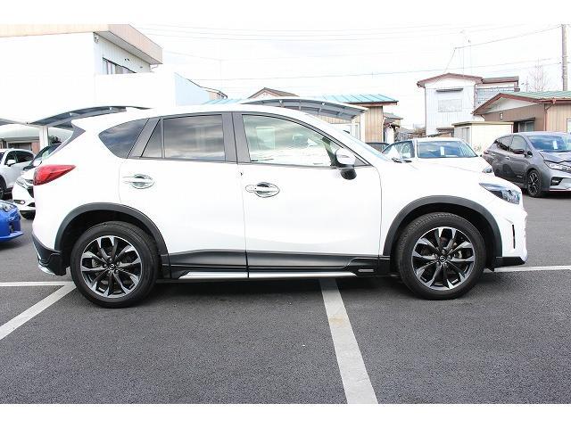 ＣＸ－５ ＸＤ　Ｌパッケージ　ＫＥＮＳＴＹＬＥエアロ／メーカーナビ／バックカメラ／地デジ／ＢＯＳＥサウンド／白革シート／レーダークルーズコントロール／シートヒーター（5枚目）