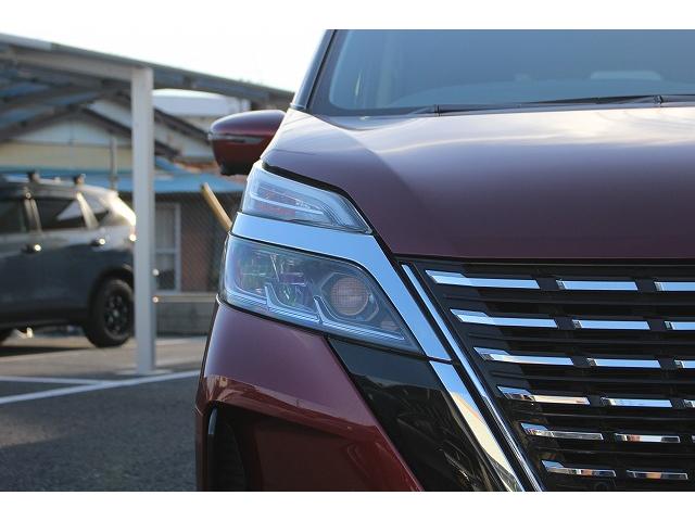 セレナ ハイウェイスターＶ　後期型／１０型ナビ／地デジ／３６０度カメラ／衝突軽減／レーダークルーズ／両側電動／ＬＥＤ／（14枚目）