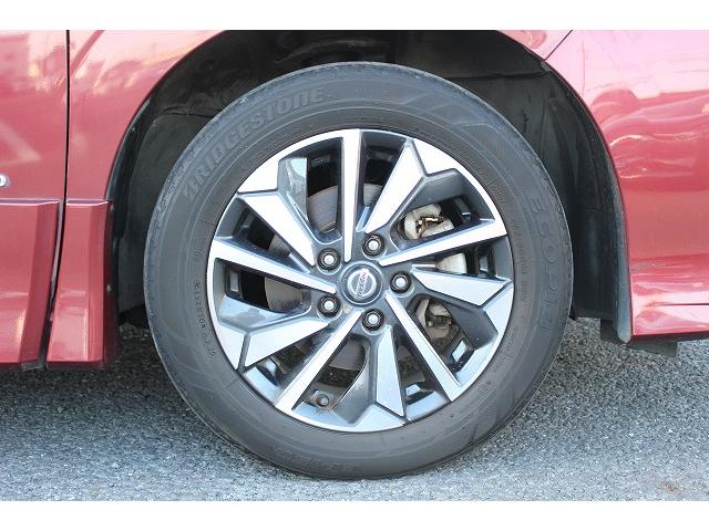 セレナ ハイウェイスターＶ　後期型／１０型ナビ／地デジ／３６０度カメラ／衝突軽減／レーダークルーズ／両側電動／ＬＥＤ／（19枚目）