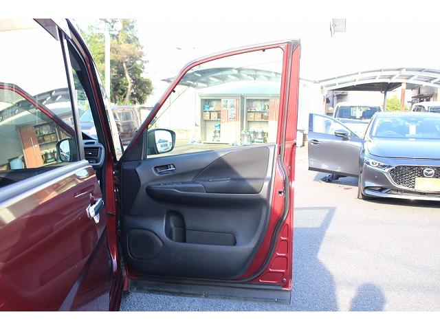 セレナ ハイウェイスターＶ　後期型／１０型ナビ／地デジ／３６０度カメラ／衝突軽減／レーダークルーズ／両側電動／ＬＥＤ／（23枚目）