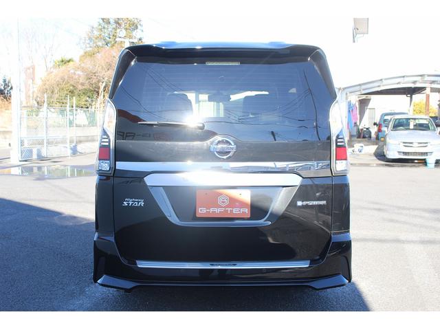 セレナ ｅ－パワー　ハイウェイスターＶ　プロパイロット／純正９型ナビ／地デジ／全周囲カメラ／衝突軽減ブレーキ／両側電動ブレーキ／ＬＥＤ／ＥＴＣ／（12枚目）