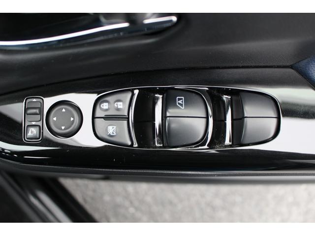 セレナ ｅ－パワー　オーテック　セーフティパッケージ　純正１０型ナビ／地デジ／全周囲カメラ／プロパイロット／両側電動／レーダークルーズ／純正１６ＡＷ／ＥＴＣ（39枚目）
