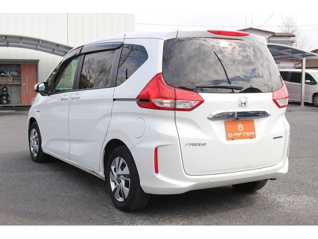 フリードハイブリッド ハイブリッド・Ｇホンダセンシング　後席モニター／純正９インチナビ／地デジ／バックカメラ／両側電動スライド／レーダークルーズ／ＬＥＤヘッドライト／ＥＴＣ（13枚目）