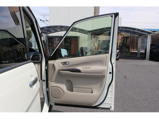 セレナ Ｘ　後席モニター／両側電動スライドドア／純正９型ナビ／地デジ／３６０°カメラ／プロパイロット／ＬＥＤ／ＥＴＣ／（28枚目）