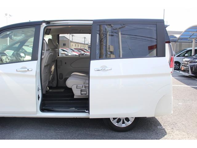 セレナ Ｘ　後席モニター／両側電動スライドドア／純正９型ナビ／地デジ／３６０°カメラ／プロパイロット／ＬＥＤ／ＥＴＣ／（34枚目）
