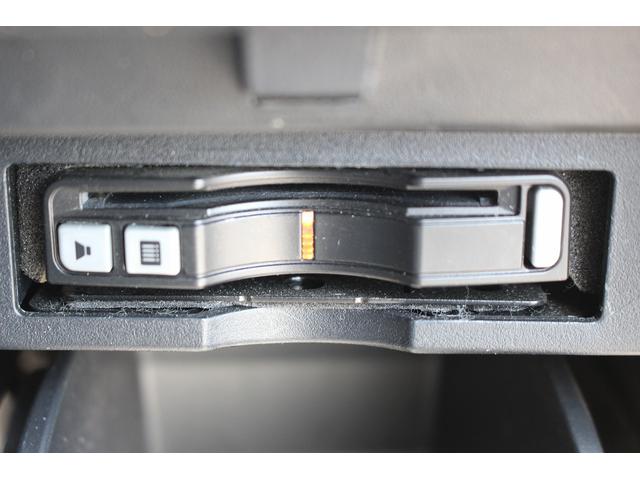 アルファード ２．５Ｘ　後席モニター／純正１０型ナビ／地デジＢカメラ／衝突軽減／両側電動／ＬＥｄ／ＥＴＣ（51枚目）