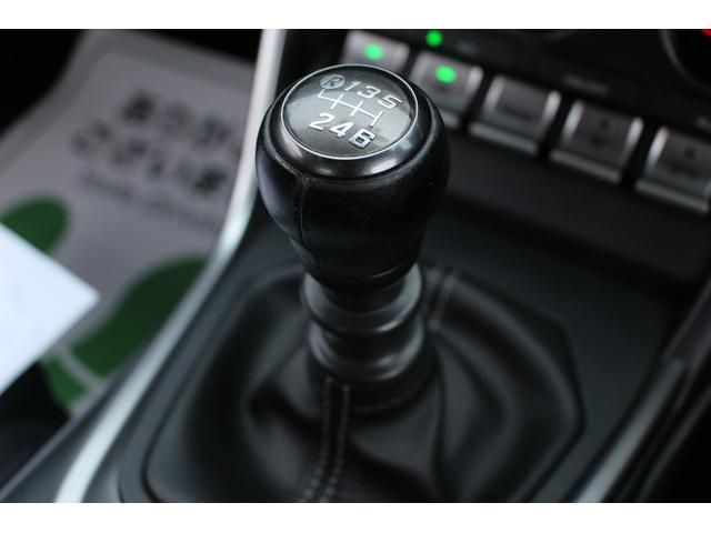 ＧＲ８６ ＲＺ　６ＭＴ／純正９型ナビ／Ｂカメラ／シートヒーター／社外マフラー／クルコン／ＬＥＤ／ＥＴＣ／（5枚目）
