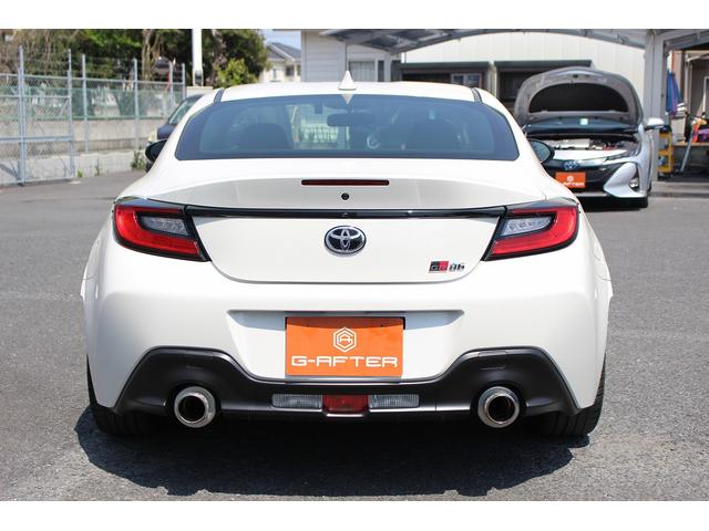 ＧＲ８６ ＲＺ　６ＭＴ／純正９型ナビ／Ｂカメラ／シートヒーター／社外マフラー／クルコン／ＬＥＤ／ＥＴＣ／（12枚目）