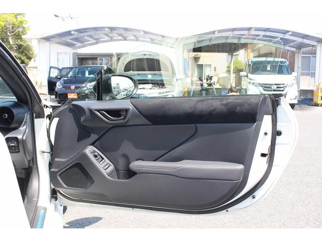 ＧＲ８６ ＲＺ　６ＭＴ／純正９型ナビ／Ｂカメラ／シートヒーター／社外マフラー／クルコン／ＬＥＤ／ＥＴＣ／（28枚目）