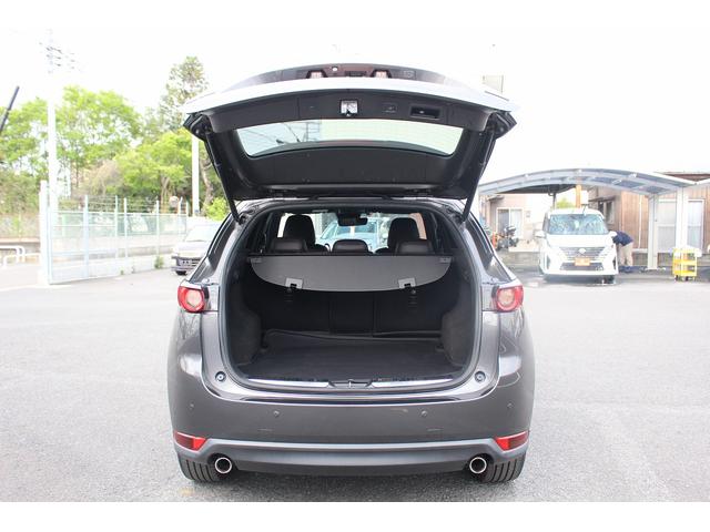 ＣＸ－５ ＸＤ　エクスクルーシブモード　走行３．８万ｋｍ／茶革シート／ＢＯＳＥサウンドシステム／メーカーナビ／地上デジタル／３６０°カメラ／シートベンチレーション／電動リアゲート／ＥＴＣ／衝突軽減ブレーキ／純正１９インチアルミホイール／（25枚目）