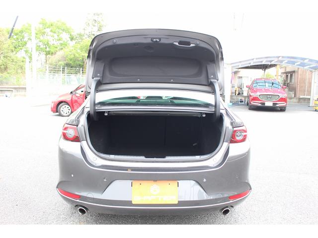 ＭＡＺＤＡ３セダン ＸＤ　Ｌパッケージ　黒革シート／ＢＯＳＥサウンド／純正ナビ／地デジ／３６０度カメラ／シートヒーター／ステアリングヒーター／ＥＴＣ（25枚目）