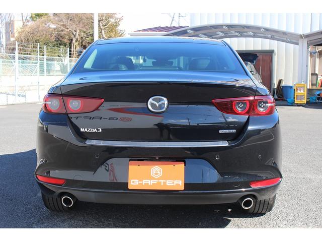ＭＡＺＤＡ３セダン ＸＤ　Ｌパッケージ　黒革シート／ＢＯＳＥ／純正ナビ／バックカメラ／地デジ／レーダークルーズ／シートヒーター／ＥＴＣ／（12枚目）