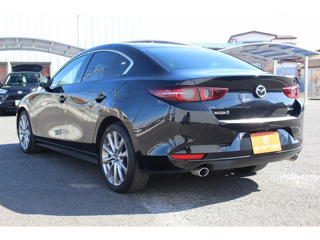 ＭＡＺＤＡ３セダン ＸＤ　Ｌパッケージ　黒革シート／ＢＯＳＥ／純正ナビ／バックカメラ／地デジ／レーダークルーズ／シートヒーター／ＥＴＣ／（13枚目）