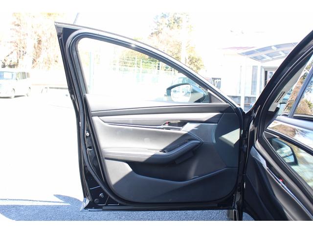 ＭＡＺＤＡ３セダン ＸＤ　Ｌパッケージ　黒革シート／ＢＯＳＥ／純正ナビ／バックカメラ／地デジ／レーダークルーズ／シートヒーター／ＥＴＣ／（25枚目）