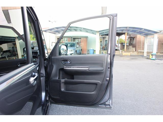 ステップワゴンスパーダ スパーダハイブリッド　Ｇ・ＥＸ　ホンダセンシング　無限フルエアロ／後席モニター／純正９型ナビ／地デジ／Ｂカメラ／衝突軽減ブレーキ／両側ＰスラＤ／レーダークルーズコントロール／（23枚目）