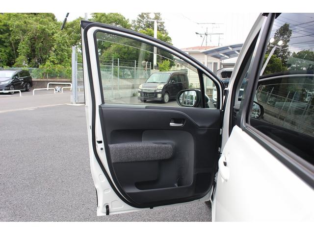 シエンタ ハイブリッドＺ　純正８型ディスプレイオーディオ／３６０°カメラ／両側電動／レーダークルーズ／衝突軽減／ＬＥＤ／ＥＴＣ２．０／ＡＣ１００Ｖ／（30枚目）