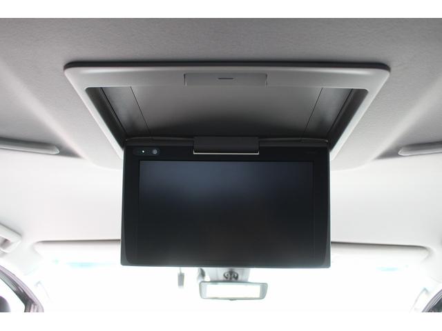 アルファード ２．５Ｓ　Ｃパッケージ　ＴＲＤエアロ／後席モニター／黒革シート／純正１０型ナビ／地デジ／Ｂカメラ／レーダークルーズ／ＥＴＣ２．０（4枚目）
