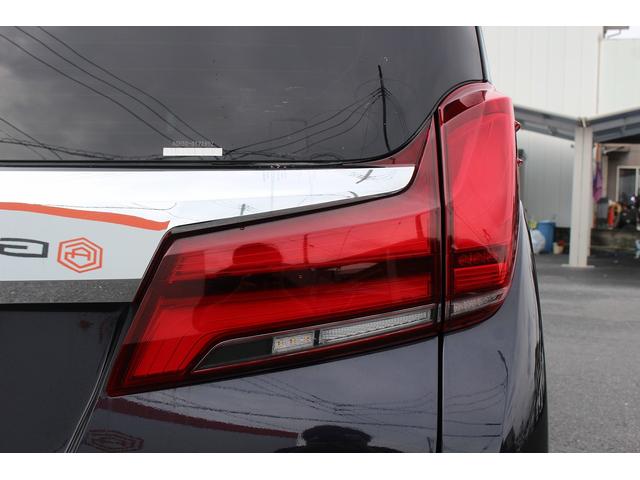 アルファード ２．５Ｓ　Ｃパッケージ　ＴＲＤエアロ／後席モニター／黒革シート／純正１０型ナビ／地デジ／Ｂカメラ／レーダークルーズ／ＥＴＣ２．０（20枚目）