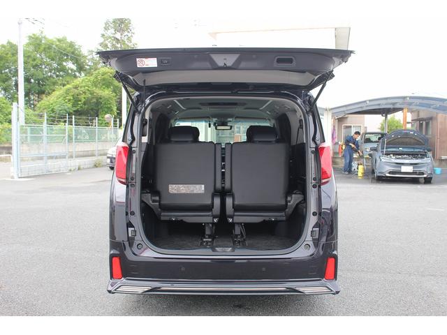 アルファード ２．５Ｓ　Ｃパッケージ　ＴＲＤエアロ／後席モニター／黒革シート／純正１０型ナビ／地デジ／Ｂカメラ／レーダークルーズ／ＥＴＣ２．０（31枚目）