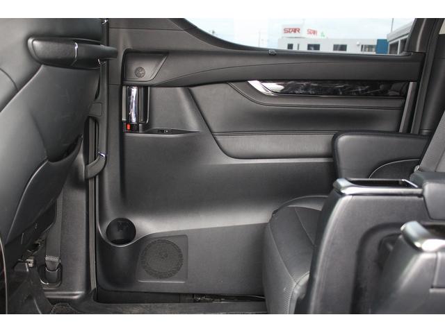 アルファード ２．５Ｓ　Ｃパッケージ　ＴＲＤエアロ／後席モニター／黒革シート／純正１０型ナビ／地デジ／Ｂカメラ／レーダークルーズ／ＥＴＣ２．０（33枚目）