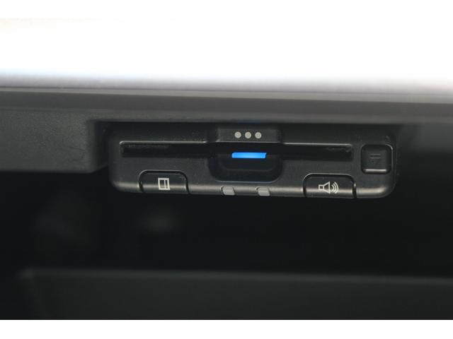 インプレッサＧ４ ２．０ｉ－Ｌ　アイサイト　後期型ナビ／地デジ／Ｂカメラ／衝突軽減ブレーキ／レーダークルーズコントロール／ＬＥＤライト／パワーシート／ＥＴＣ／（5枚目）