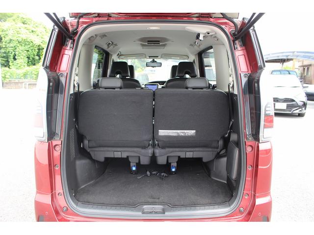 セレナ ｅ－パワー　ハイウェイスターＶ　後席モニター／純正９型ナビ／地デジ／プロパイ／純正１５ＡＷ／ＬＥＤ／ＥＴＣ／衝突軽減／（19枚目）