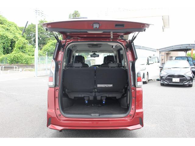 セレナ ｅ－パワー　ハイウェイスターＶ　後席モニター／純正９型ナビ／地デジ／プロパイ／純正１５ＡＷ／ＬＥＤ／ＥＴＣ／衝突軽減／（37枚目）