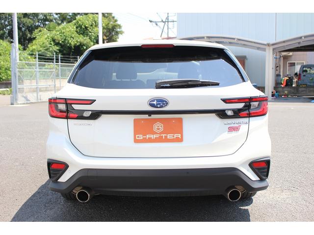 レヴォーグ ＳＴＩスポーツ　ＥＸ　赤革シート／純正１１．６型ナビ／地デジ／３６０°カメラ／アイサイトＸ／レーダークルーズコントロール／衝突軽減ブレーキ／シートヒーター／（12枚目）
