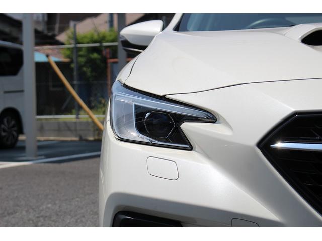 レヴォーグ ＳＴＩスポーツ　ＥＸ　赤革シート／純正１１．６型ナビ／地デジ／３６０°カメラ／アイサイトＸ／レーダークルーズコントロール／衝突軽減ブレーキ／シートヒーター／（19枚目）