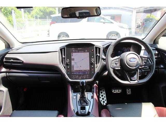 レヴォーグ ＳＴＩスポーツ　ＥＸ　赤革シート／純正１１．６型ナビ／地デジ／３６０°カメラ／アイサイトＸ／レーダークルーズコントロール／衝突軽減ブレーキ／シートヒーター／（42枚目）