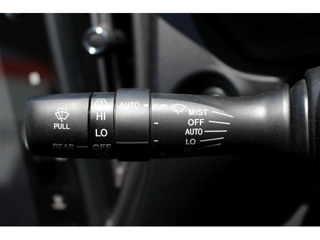 レヴォーグ ＳＴＩスポーツ　ＥＸ　赤革シート／純正１１．６型ナビ／地デジ／３６０°カメラ／アイサイトＸ／レーダークルーズコントロール／衝突軽減ブレーキ／シートヒーター／（47枚目）