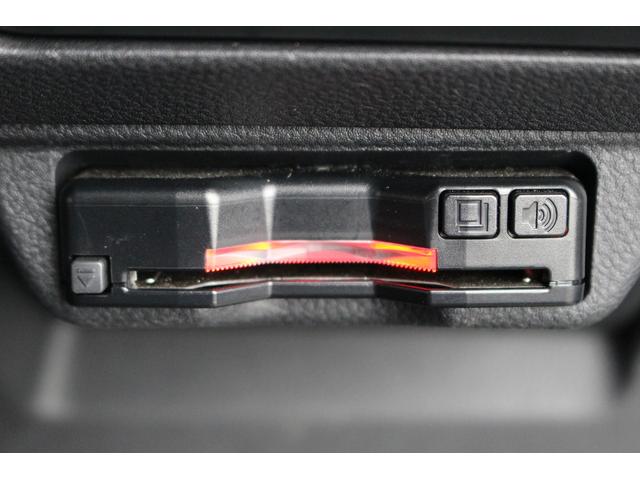 レヴォーグ ＳＴＩスポーツ　ＥＸ　赤革シート／純正１１．６型ナビ／地デジ／Ｂカメラ／アイサイトＸ／レーダークルーズコントロール／シートヒーター／ＥＴＣ／（5枚目）