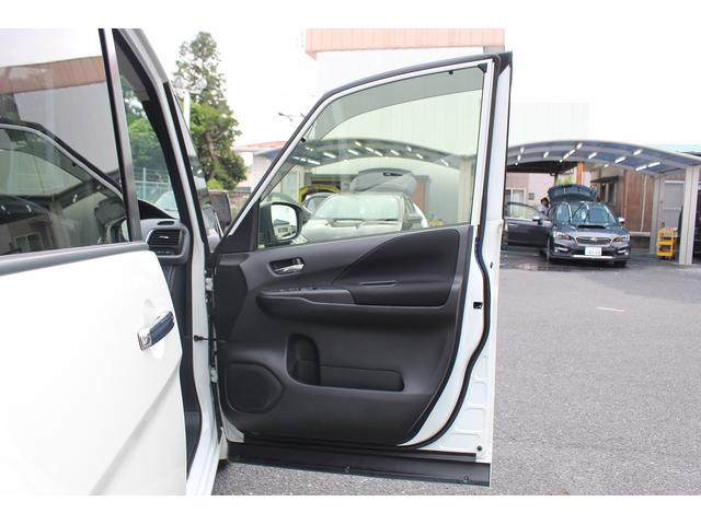 セレナ ｅ－パワー　ハイウェイスターＶ　後席モニター／純正１０型ナビ／地デジ／３６０度カメラ／プロパイロット／両側電動ＰスラＤ／ＥＴＣ／ＬＥＤ（34枚目）